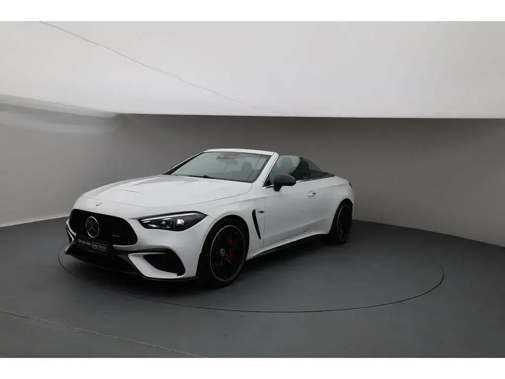 Gebraucht Mercedes CLE53 AMG AMG 449 PS (330 kW) 2024 Manufaktur lack manufaktur opalithweiss bright Cabrio