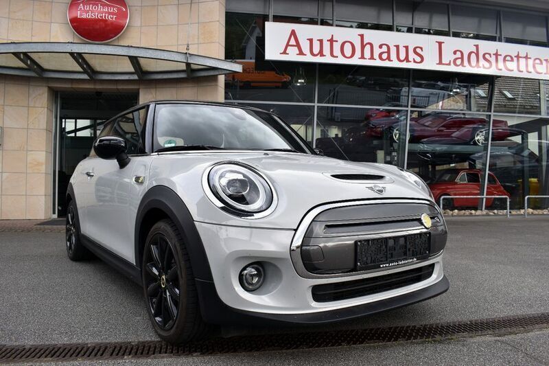 Silber Gebraucht 2021 Mini Cooper SE Kleinwagen | 17.800 € (Fairer Preis) - Bild 1/4
