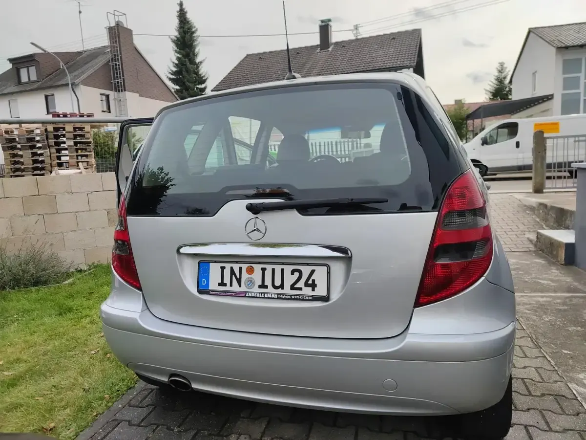 Gebraucht Mercedes A150 95 PS (69 kW) 2004 Silber Kleinwagen