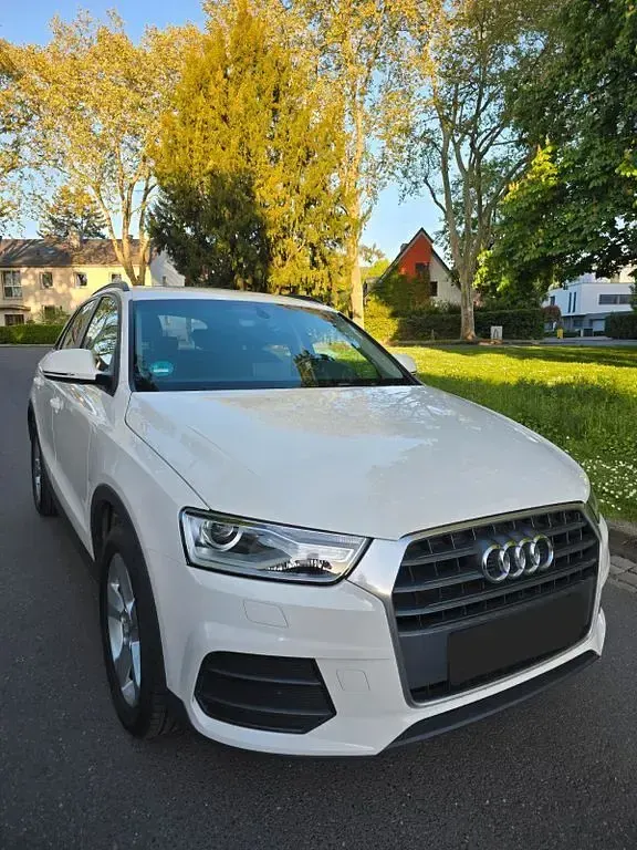 Gebraucht Audi Q3 Ambiente 150 PS (110 kW) 2017 Weiß SUV