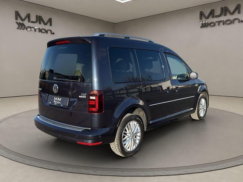 Gebraucht VW Caddy Highline 102 PS (75 kW) 2015 Blau Van / Kleinbus