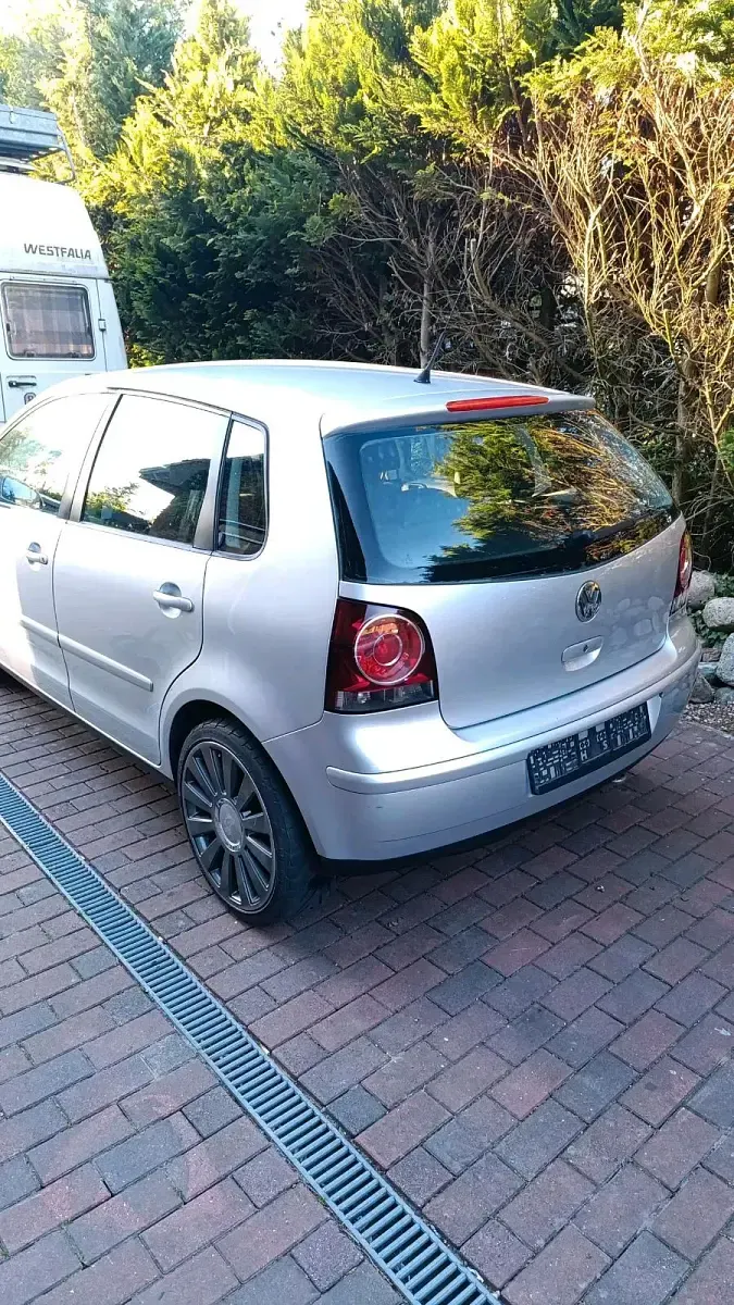 Gebraucht VW Polo 55 PS (40 kW) 2007 Silber Kleinwagen