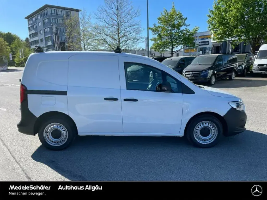 Gebraucht Mercedes Citan 112 116 PS (85 kW) 2021 Arktikweiß Van
