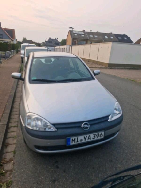 Silber Gebraucht 2001 Opel Corsa Kleinwagen | 600 € (Guter Preis) - Bild 1/4