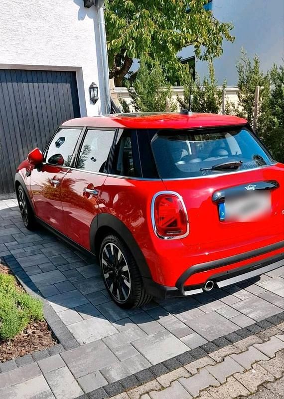 Brugt Mini Cooper Classic 136 HK (100 kW) 2021 Rød Hatchback