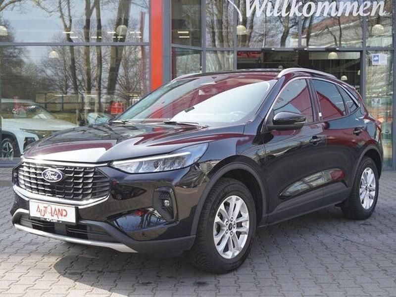 Gebraucht Ford Kuga Titanium 151 PS (111 kW) 2025 Schwarz SUV