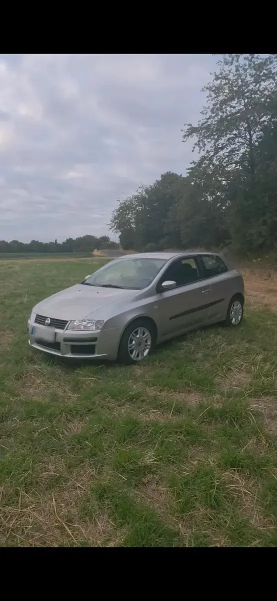 Gebraucht Fiat Stilo 103 PS (75 kW) 2004 Silber Coupé