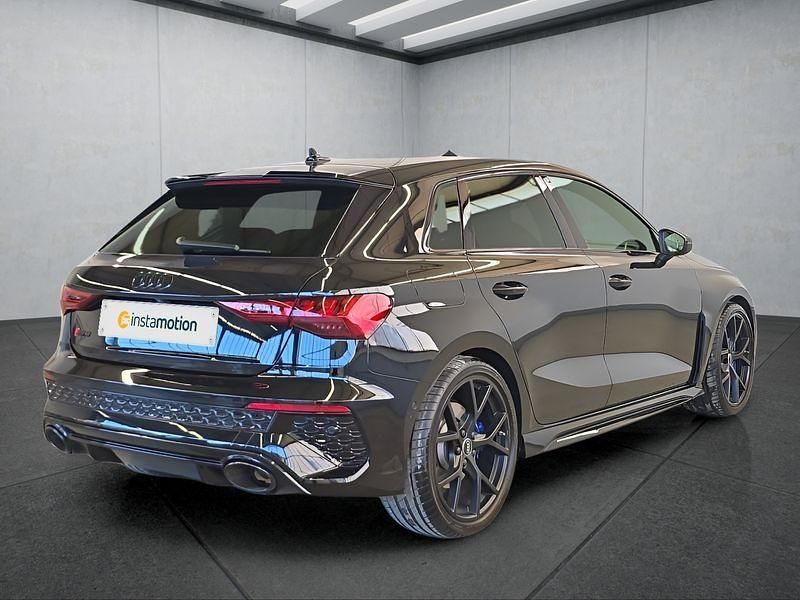 Gebraucht Audi RS3 Sportback 400 PS (294 kW) 2022 Schwarz Kleinwagen