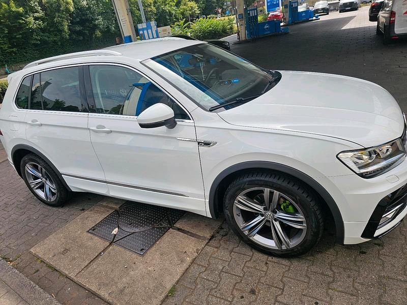 Weiß Gebraucht 2016 VW Tiguan R SUV | 17.800 € (Superpreis) - Bild 1/4