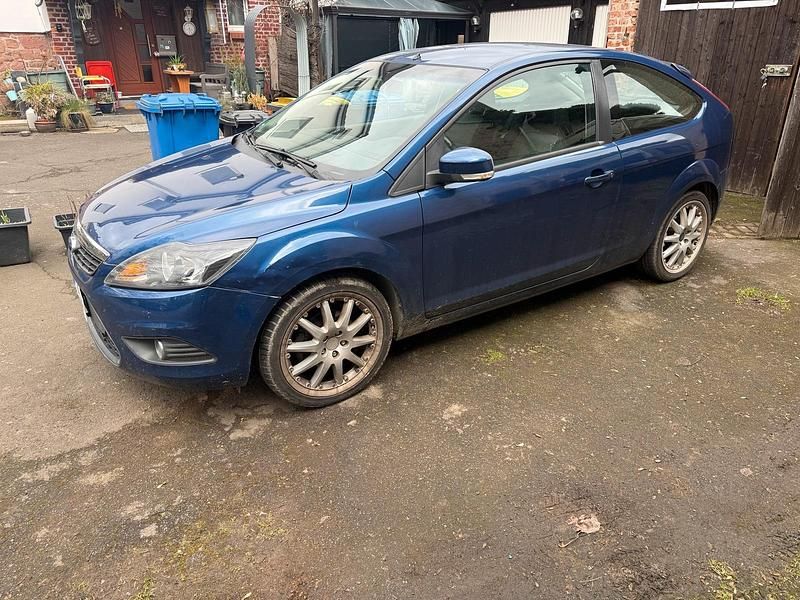 Gebraucht Ford Focus 101 PS (74 kW) 2009 Blau Coupé
