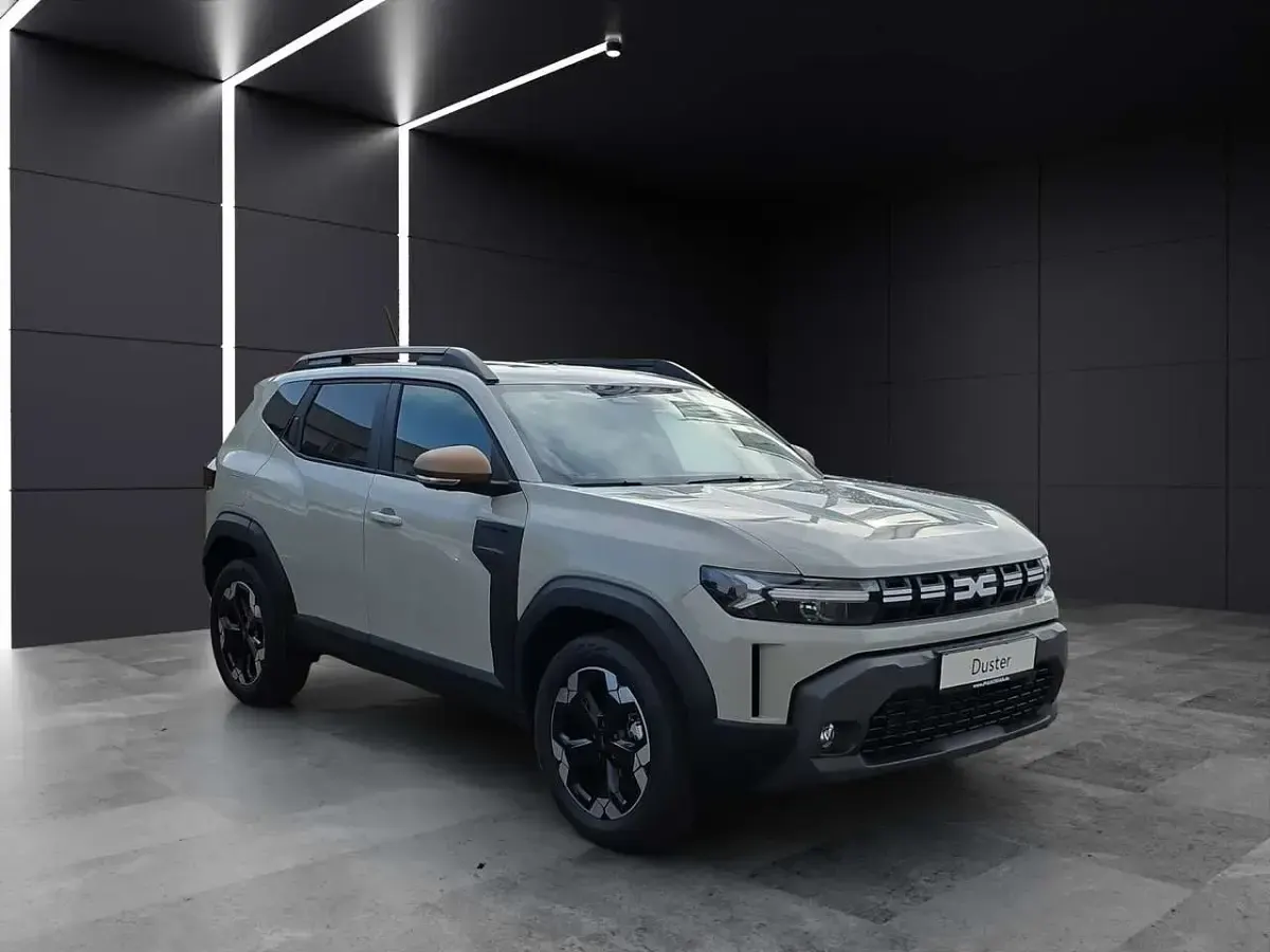 Neu Dacia Duster Extreme 158 PS (116 kW) 2026 Beige SUV