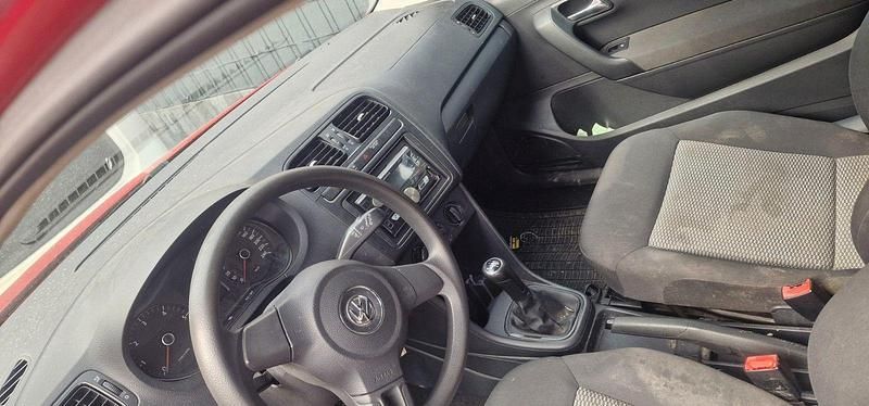 Gebraucht VW Polo 75 PS (55 kW) 2011 Rot Kleinwagen