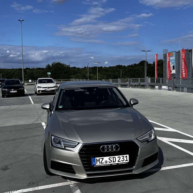 Silber Gebraucht 2017 Audi A4 Basis Limousine | 16.500 € (Guter Preis) - Bild 1/4