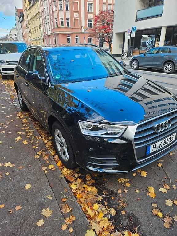 Gebraucht Audi Q3 Comfort 150 PS (110 kW) 2015 Schwarz SUV