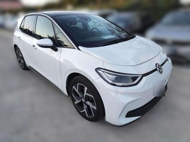 Gebraucht VW ID.3 Pro 150 kW (204 PS) 2023 Weiss Kleinwagen