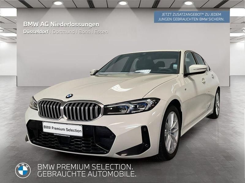 Weiß Gebraucht 2024 BMW 330 Comfort Edition Limousine | 44.599 € (Fairer Preis) - Bild 1/2