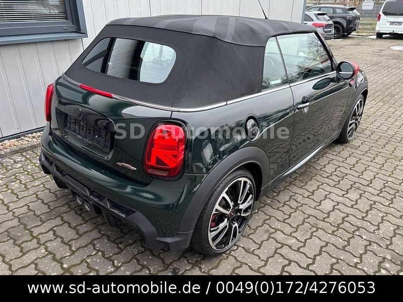 Gebraucht Mini John Cooper Works Cabriolet 231 PS (169 kW) 2023 Rebel green Cabrio