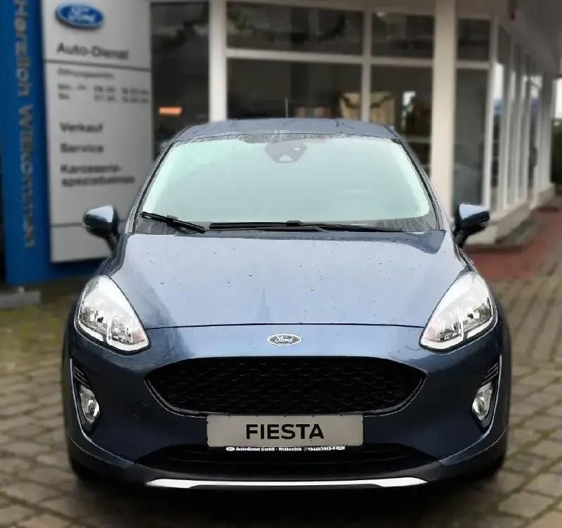 Chromablau metallic Gebraucht 2020 Ford Fiesta Active Kleinwagen | 14.900 € (Etwas zu teuer) - Bild 1/4