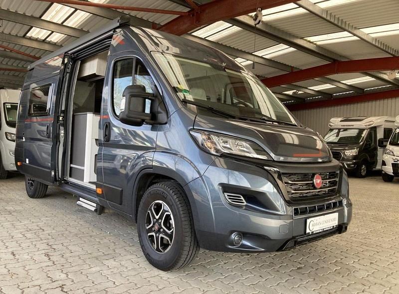 Grau Gebraucht 2024 Fiat Ducato Van | 67.900 € - Bild 1/4
