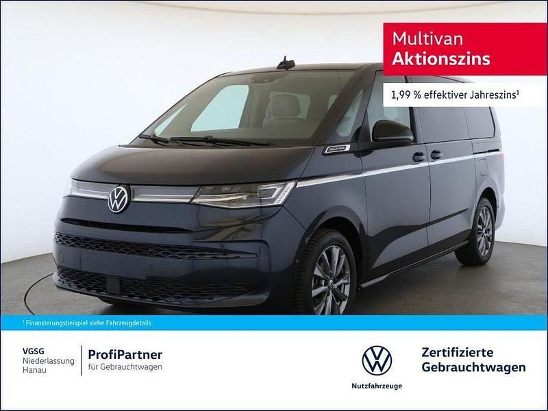 Blau Gebraucht 2024 VW Multivan Style Van / Kleinbus | 59.540 € (Etwas zu teuer) - Bild 1/4