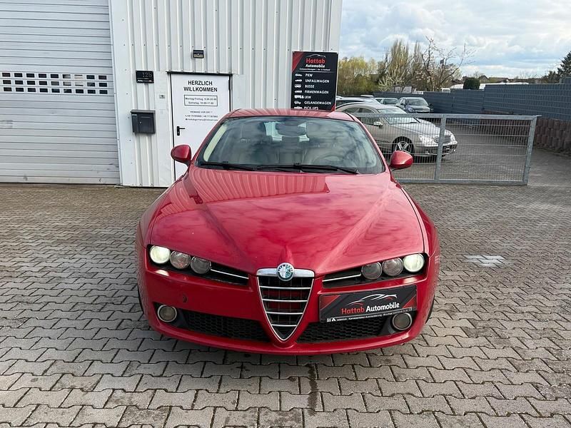Gebraucht Alfa Romeo 159 170 PS (125 kW) 2011 Rot Limousine