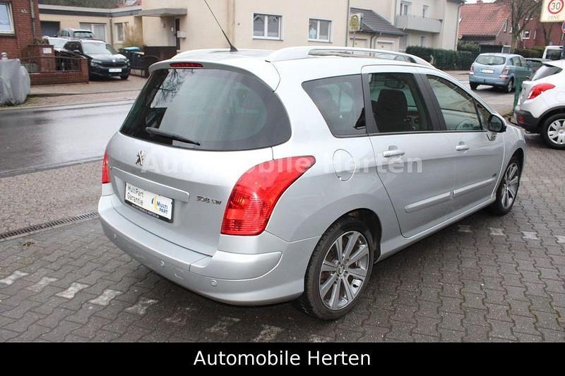 Gebraucht Peugeot 308 SW Family 120 PS (88 kW) 2012 Grau Kombi