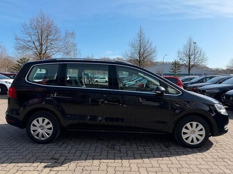 Gebraucht VW Sharan Highline 150 PS (110 kW) 2013 Schwarz Van / Kleinbus