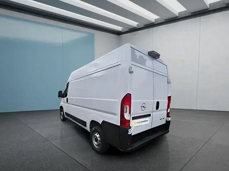 Neu Opel Movano 140 PS (102 kW) 2025 Weiß Van