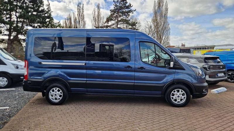 Gebraucht Ford Transit Trend 150 PS (110 kW) 2024 Chromablau metallic Kombi