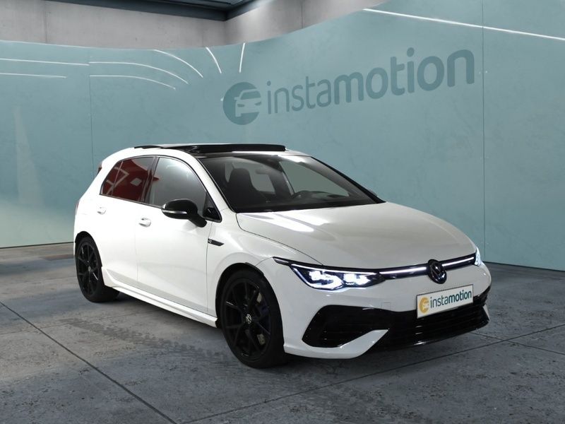 Weiß Gebraucht 2023 VW Golf VIII Style Limousine | 49.110 € (Teuer) - Bild 1/3