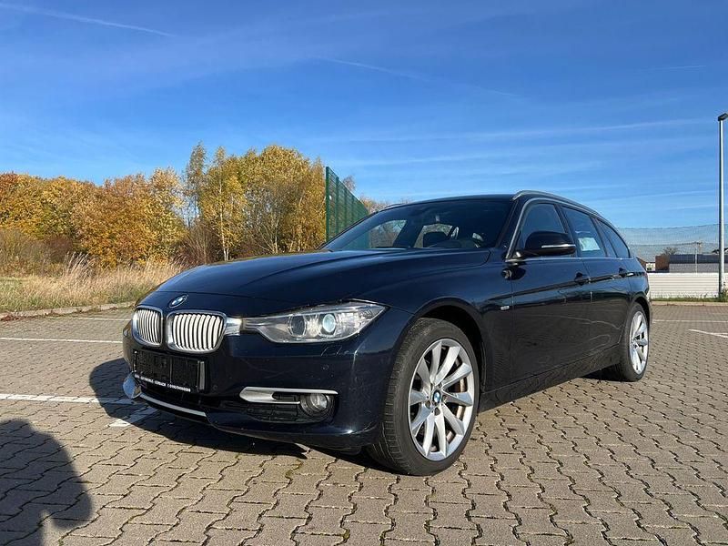 Blau Gebraucht 2014 BMW 318 Sport Line Kombi | 6.400 € (Fairer Preis) - Bild 1/4