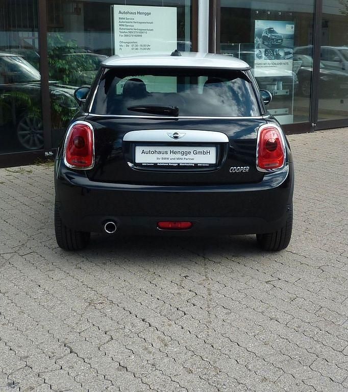 Gebraucht Mini Cooper Chili 136 PS (100 kW) 2015 Schwarz Kleinwagen