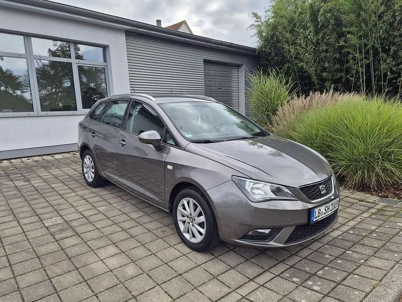 Technic grey Gebraucht 2015 Seat Ibiza ST Sun Kombi | 6.400 € (Guter Preis) - Bild 1/4
