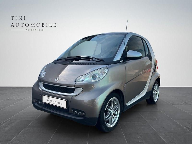 Silber Gebraucht 2010 Smart ForTwo Coupé Coupé | 5.400 € (Fairer Preis) - Bild 1/4