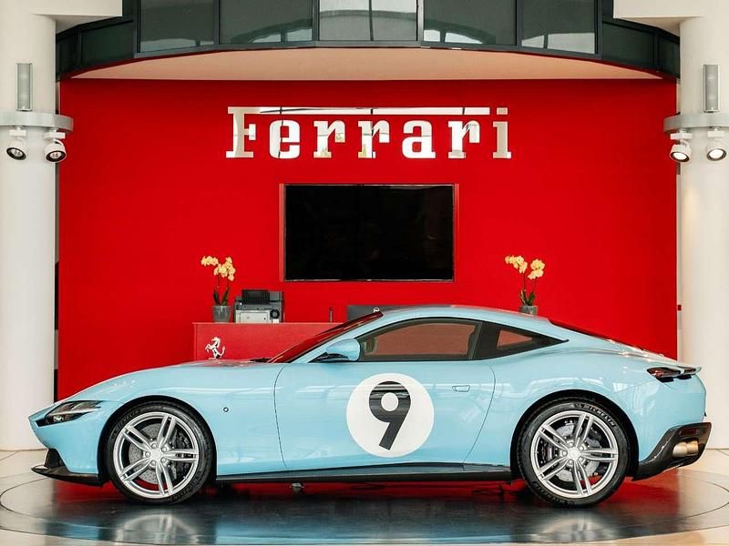 Gebraucht Ferrari Roma 620 PS (456 kW) 2021 Azzuro la plata Coupé