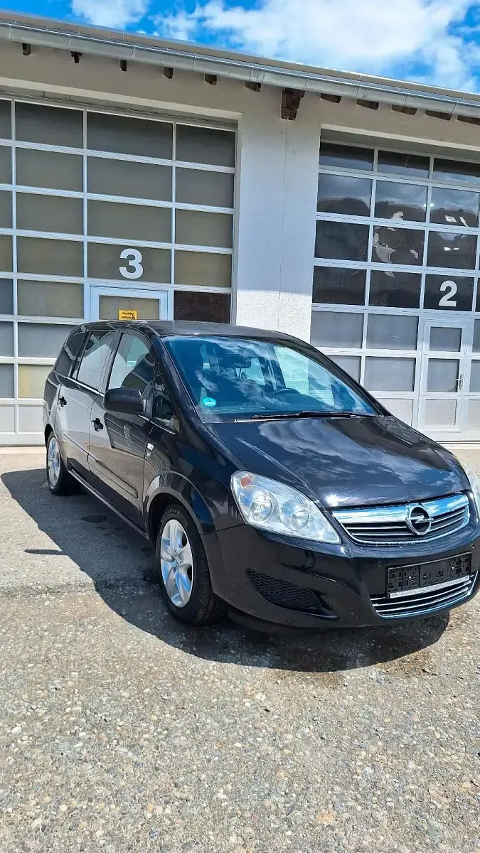 Gebraucht Opel Zafira 125 PS (91 kW) 2010 Schwarz Van / Kleinbus