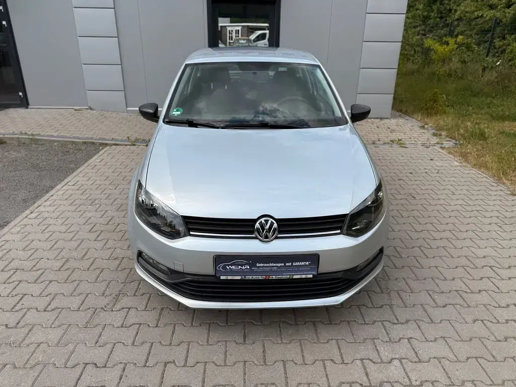 Gebraucht VW Polo Trendline 60 PS (44 kW) 2017 Silber Kleinwagen