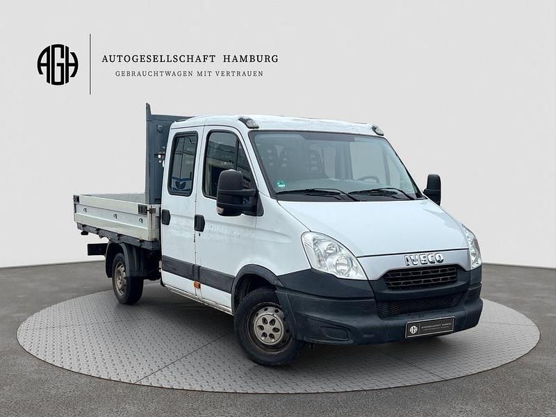 Weiß Gebraucht 2014 Iveco Daily Limousine | 13.913 € (Teuer) - Bild 1/4