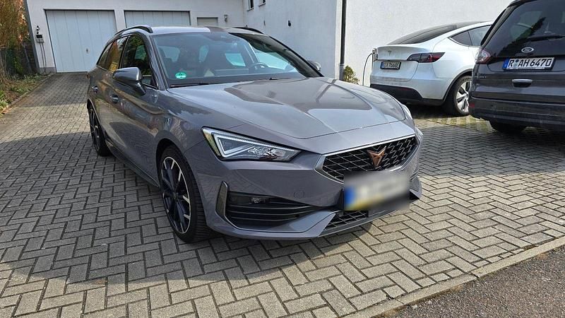 Gebraucht Cupra Leon VZ 245 PS (180 kW) 2023 Grau Kombi