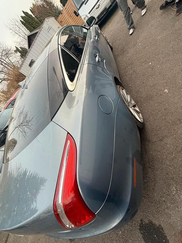 Gebraucht Jaguar XJ 275 PS (202 kW) 2013 Grau Limousine