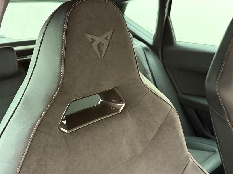 Neu Cupra Ateca VZ 300 PS (220 kW) 2026 Grau SUV