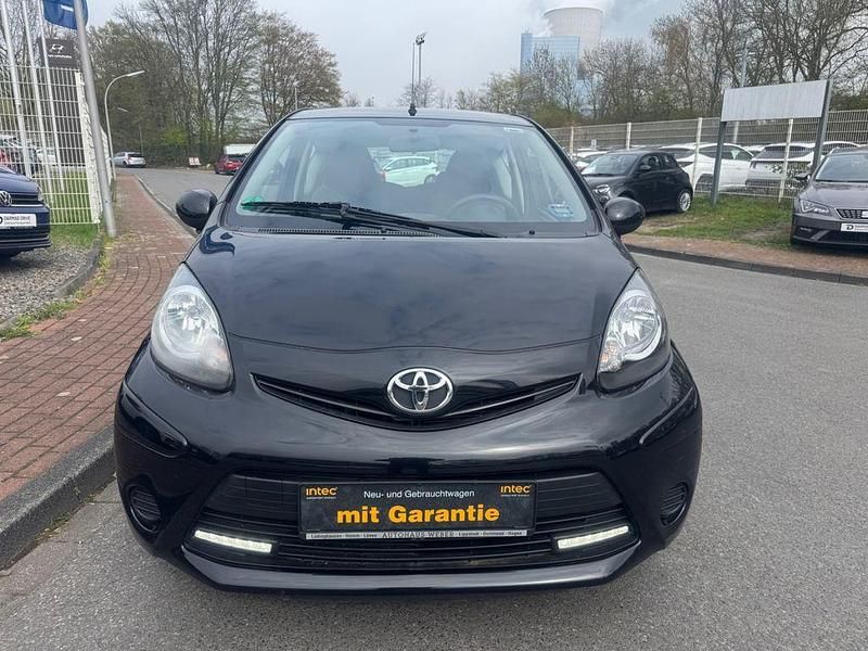 Gebraucht Toyota Aygo Cool 68 PS (50 kW) 2012 Schwarz Kleinwagen