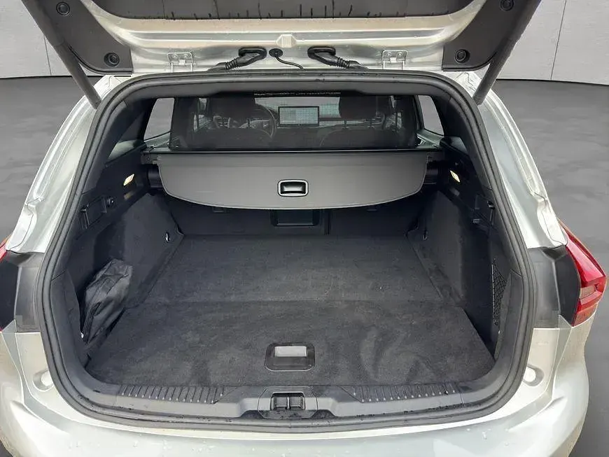 Gebraucht Ford Focus ST-Line X 155 PS (114 kW) 2024 Silber Kombi