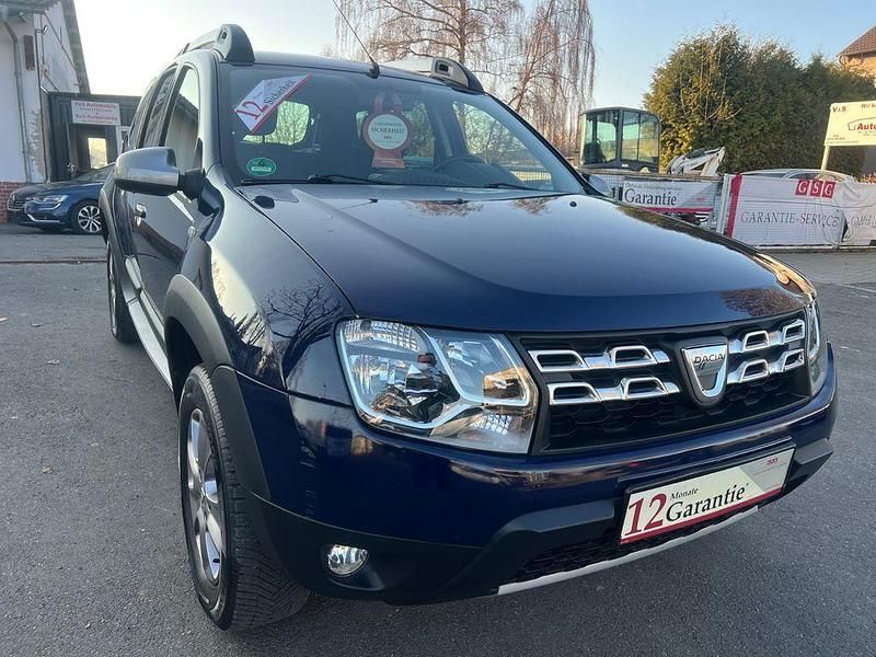 Gebraucht Dacia Duster Lauréate 105 PS (77 kW) 2015 Blau SUV