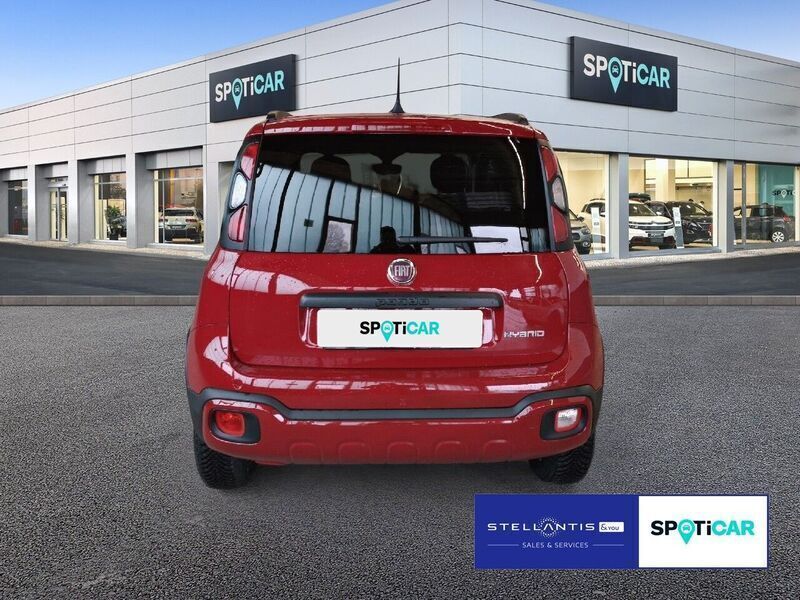 Gebraucht Fiat Panda Red 69 PS (50 kW) 2023 Rot Kleinwagen
