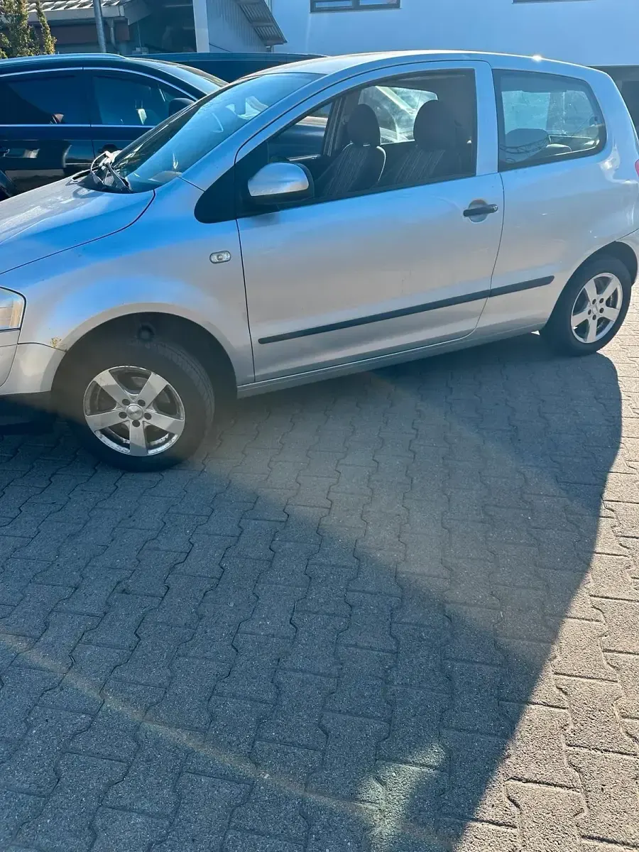 Occasion VW Fox 40 ch (29 kW) 2005 Gris Citadine