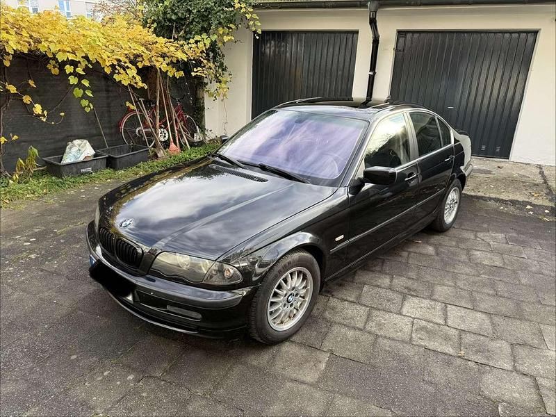 Gebraucht 2001 BMW 320 Limousine | 2.999 € (Guter Preis) - Bild 1/4