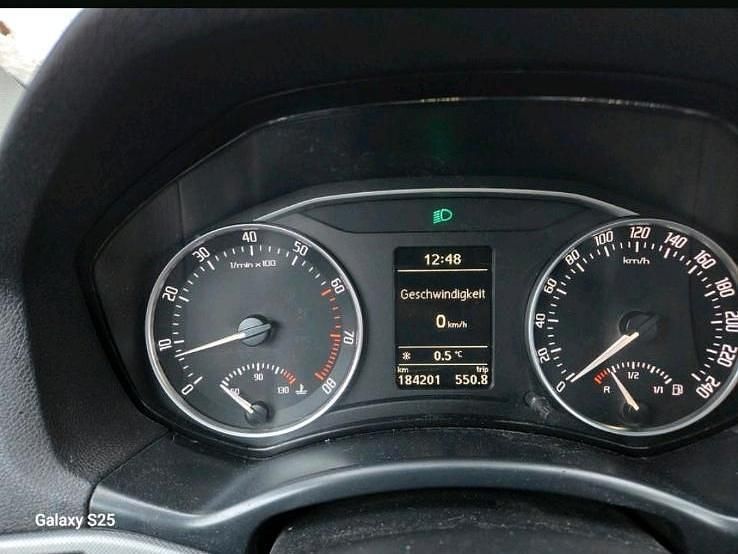 Gebraucht Skoda Octavia 122 PS (89 kW) 2009 Blau Kombi