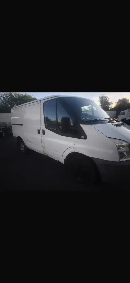 Gebraucht Ford Transit 85 PS (62 kW) 2011 Weiß Van