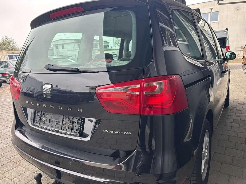 Gebraucht Seat Alhambra Reference 140 PS (102 kW) 2011 "deep" schwarz Van / Kleinbus